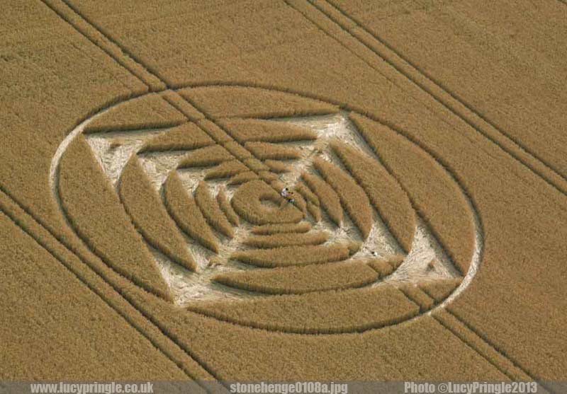 stonehenge0108a.jpg
